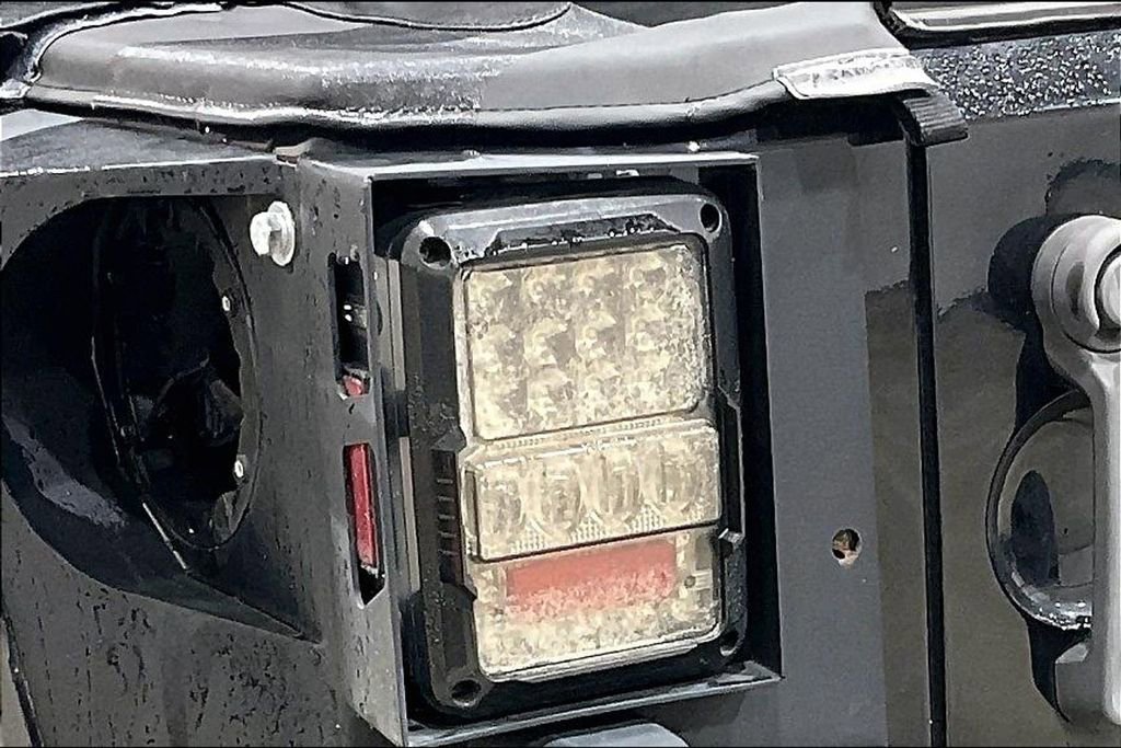 Used 2013 Jeep Wrangler Unlimited Sport image 26