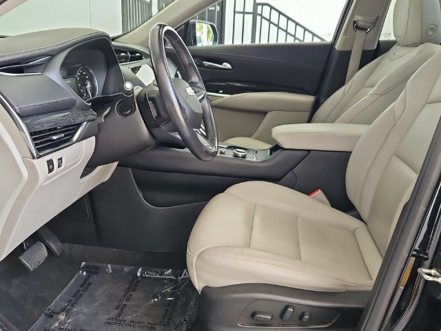 Certified 2022 Cadillac XT4 Premium Luxury w/ Enhanced Visibility Package FWD image 21