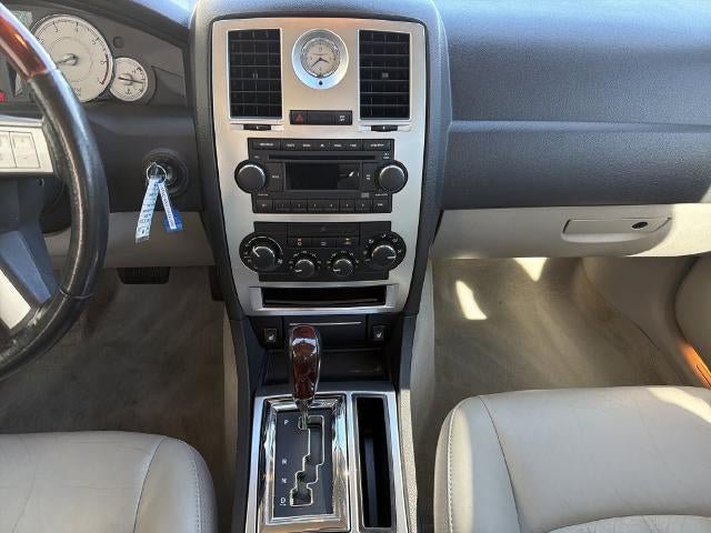 Used 2005 Chrysler 300 C RWD image 27