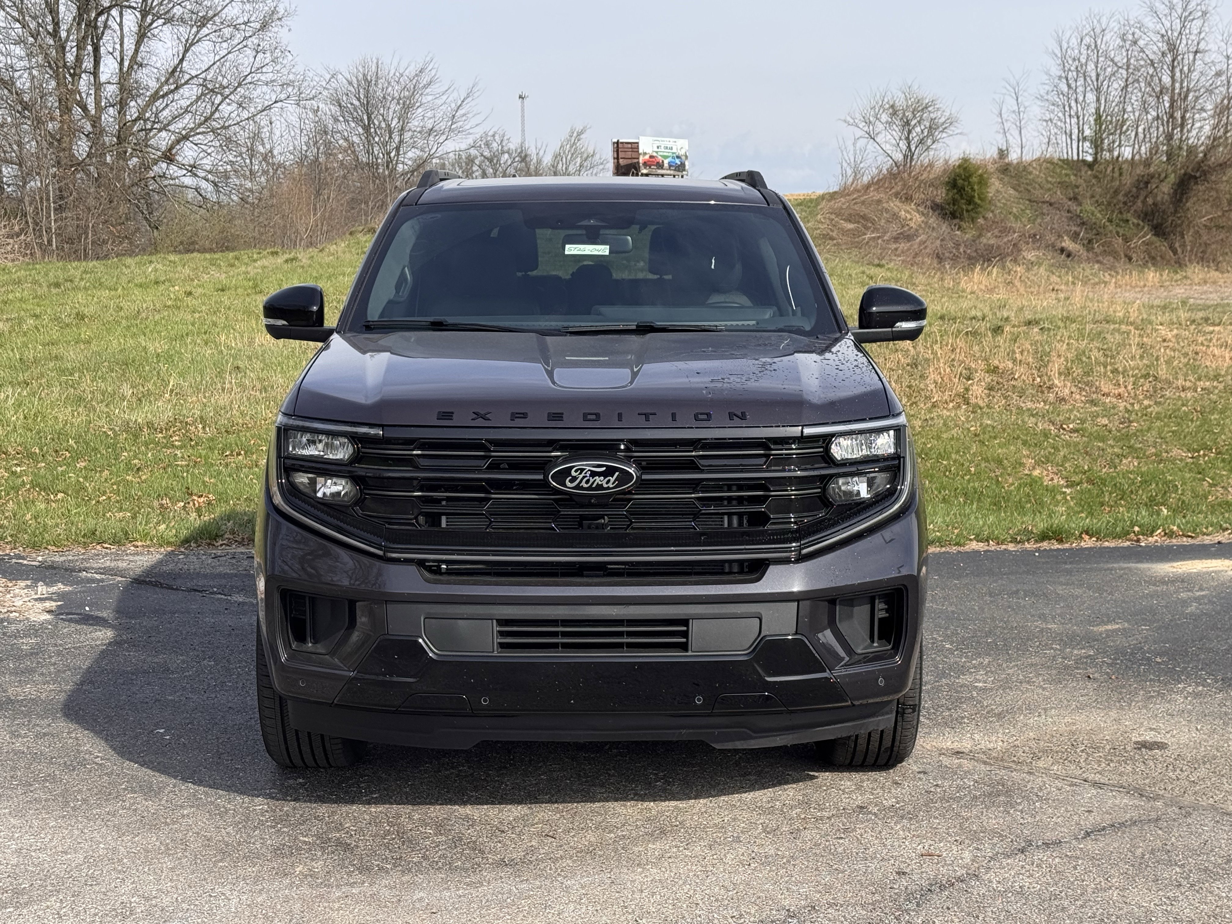 New 2026 Ford Expedition Platinum image 6