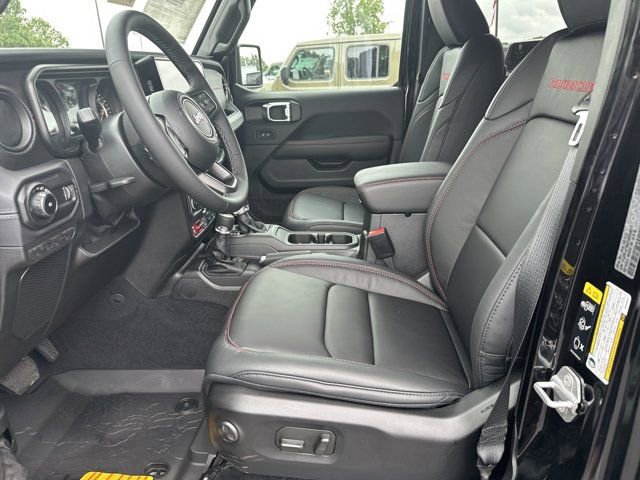 New 2025 Jeep Wrangler Rubicon w/ XTREMEE 35" Tire Package image 9