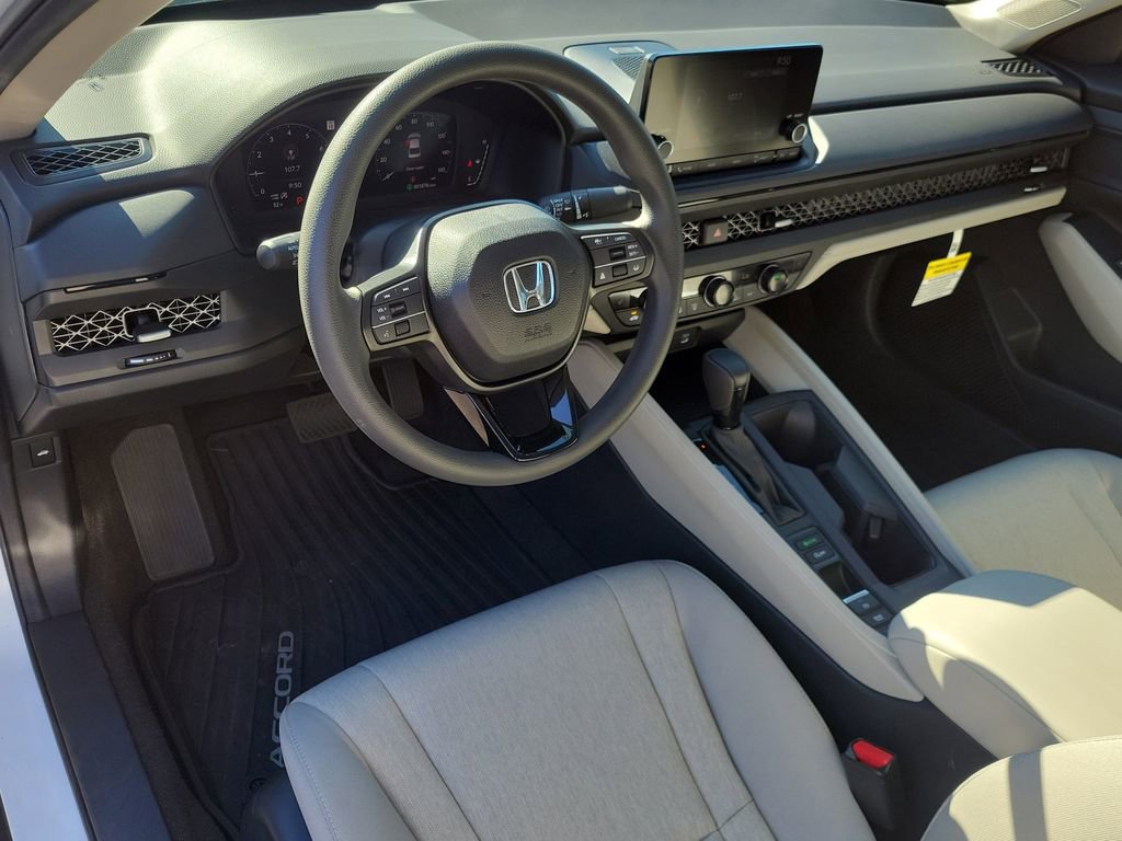 Certified 2025 Honda Accord SE image 20