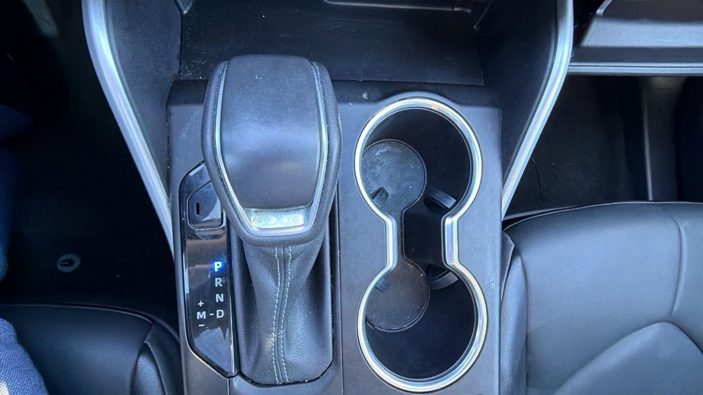 Used 2023 Toyota Highlander XLE image 25