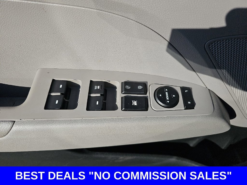 Used 2019 Hyundai Elantra SE FWD image 26
