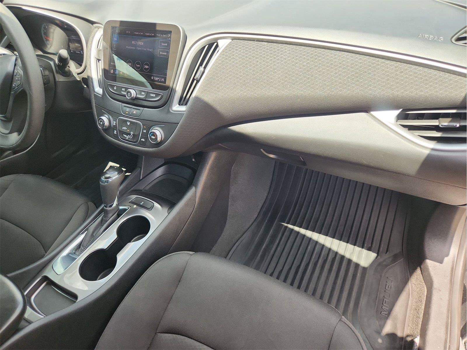 Used 2020 Chevrolet Malibu LS w/ LPO, Convenience Package 2 FWD image 26