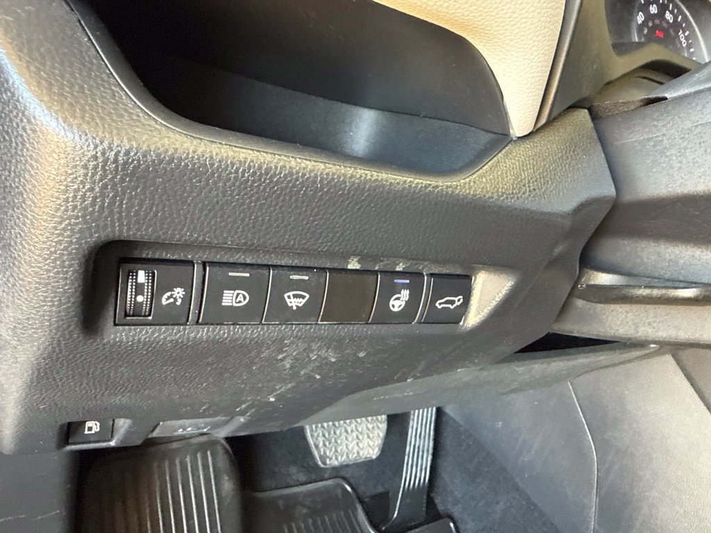 Used 2022 Toyota RAV4 XLE w/ Convenience Package AWD/4WD image 24