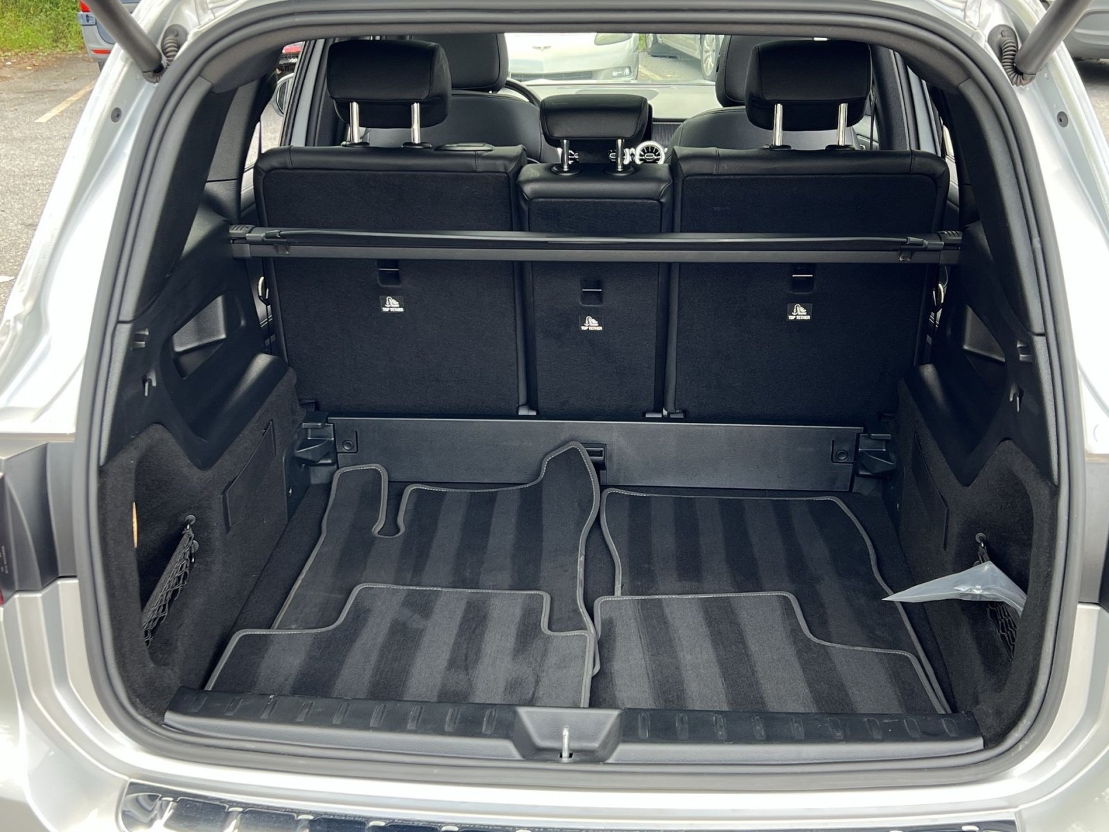 Used 2022 Mercedes-Benz GLB 250 4MATIC image 31