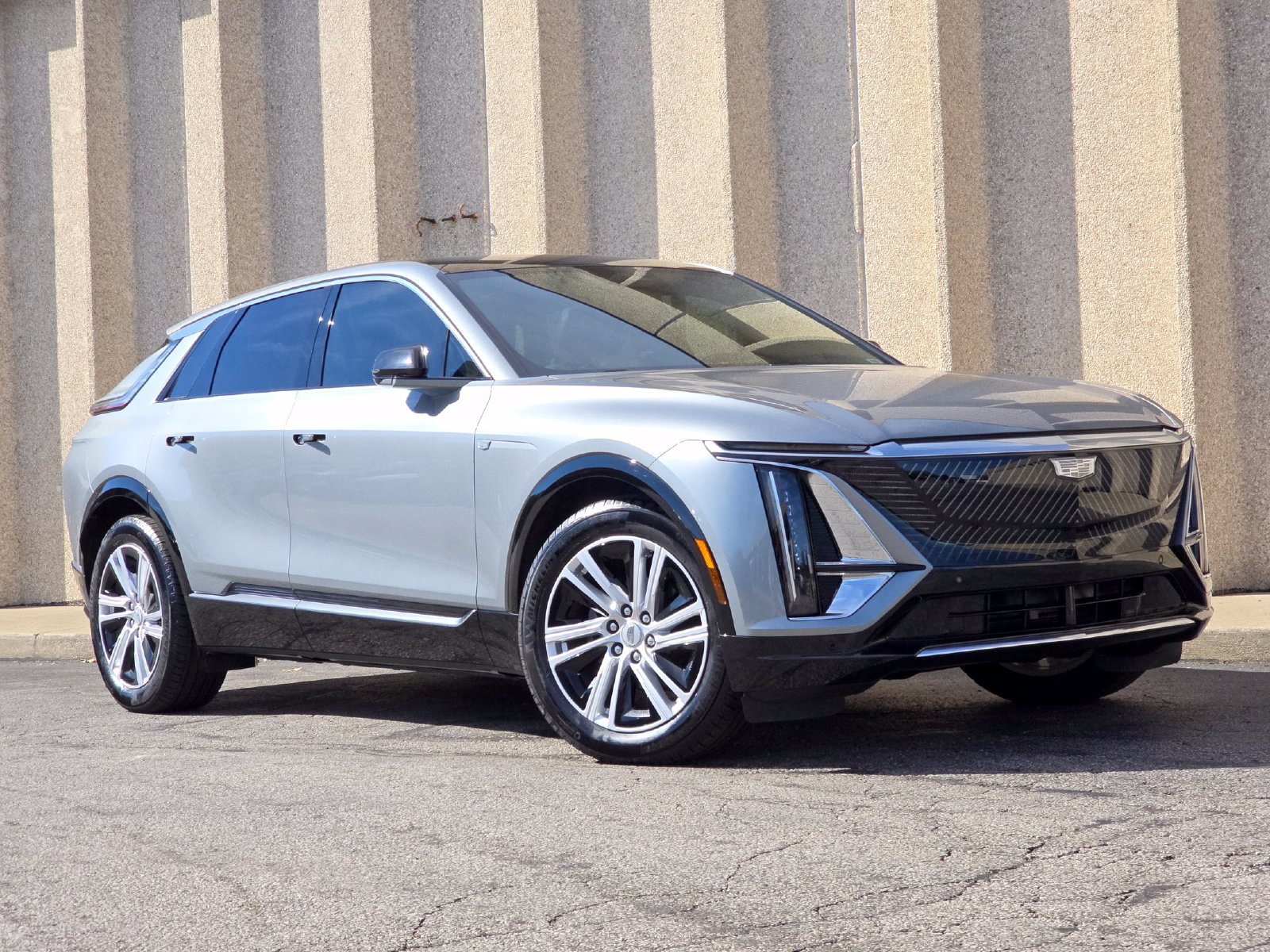 Certified 2024 Cadillac Lyriq Tech w/ LPO, Floor Liner Package AWD/4WD image 1