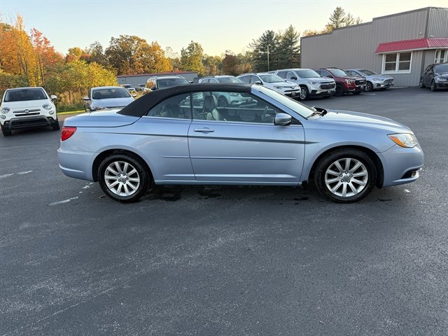 Used 2012 Chrysler 200 Touring image 6