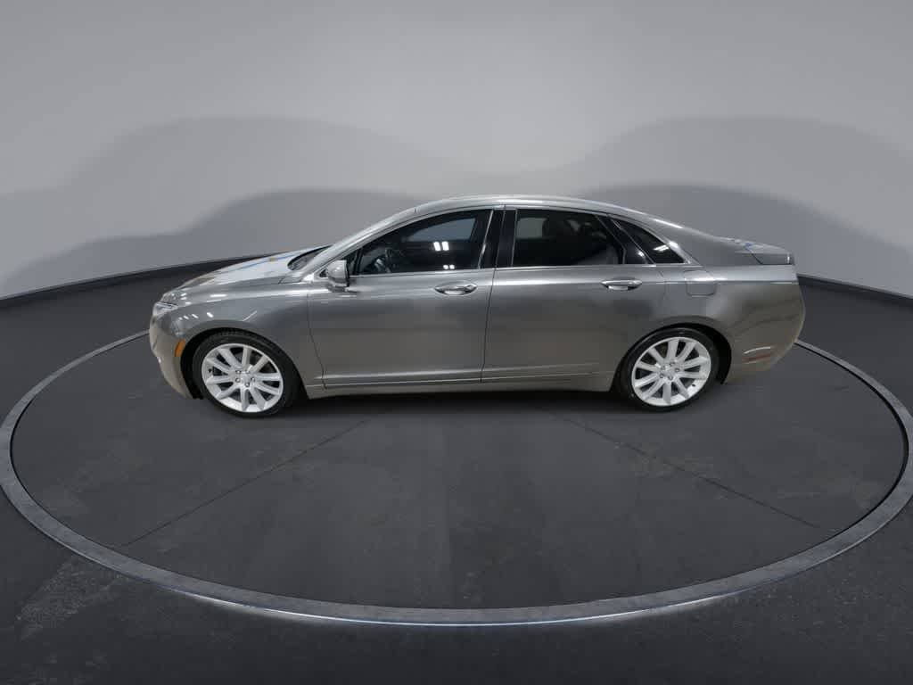 Used 2014 Lincoln MKZ AWD w/ Equipment Group 102A Reserve image 5