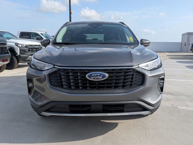 New 2025 Ford Escape SE image 3