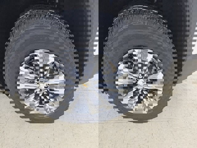 New 2026 Chevrolet Equinox LT image 16