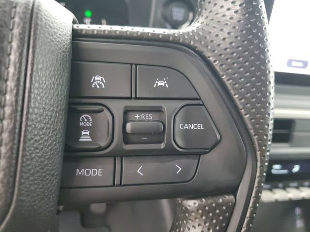 Used 2025 Toyota Tacoma SR AWD/4WD image 23