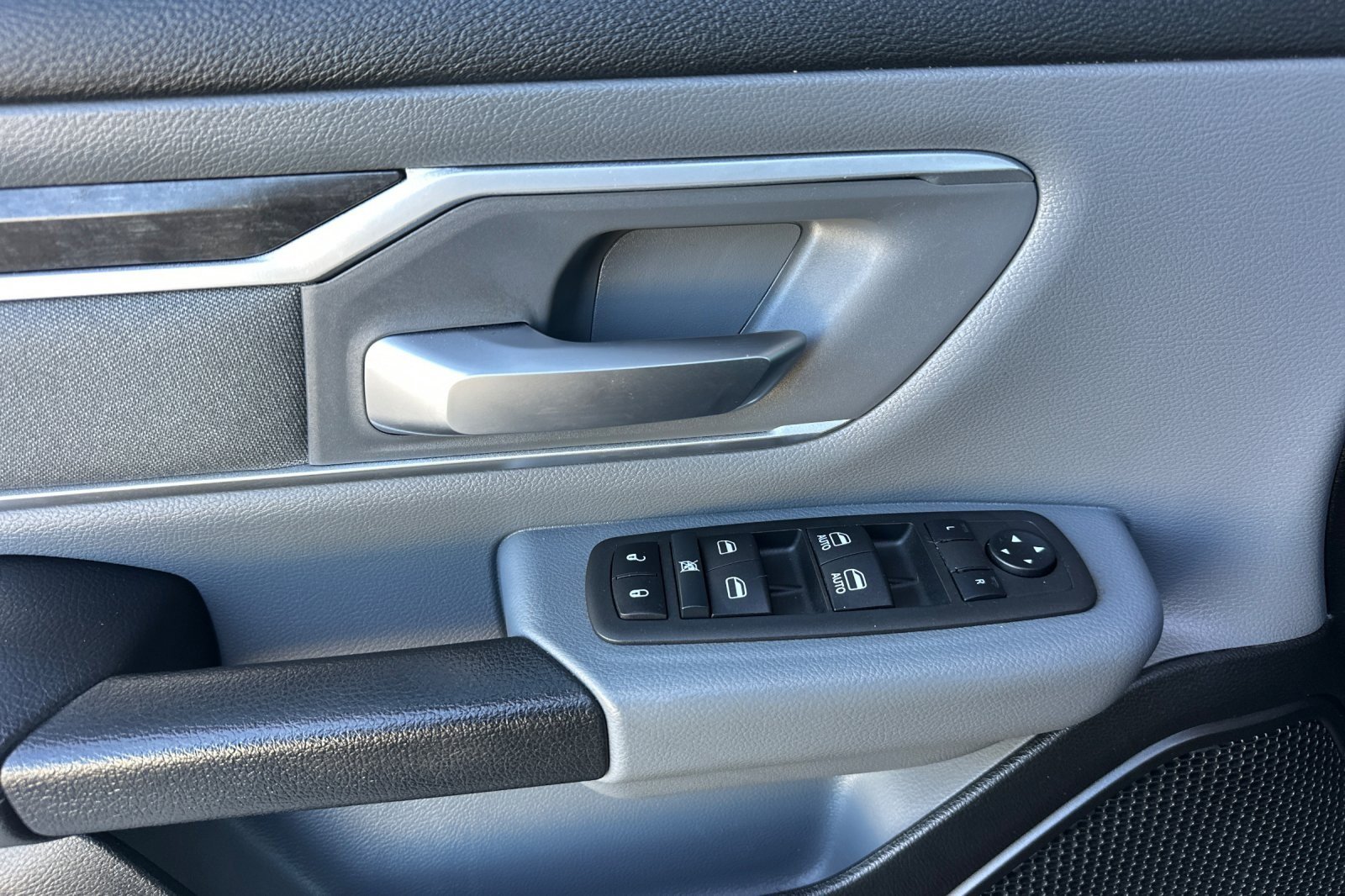 Used 2022 RAM 1500 Big Horn RWD image 10