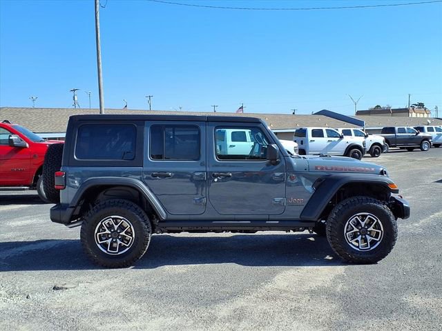 New 2025 Jeep Wrangler Unlimited Rubicon w/ Convenience Group AWD/4WD image 2