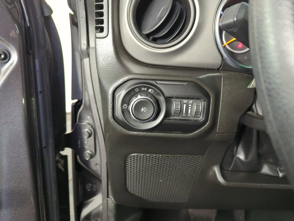 Used 2022 Jeep Wrangler Unlimited Willys image 19