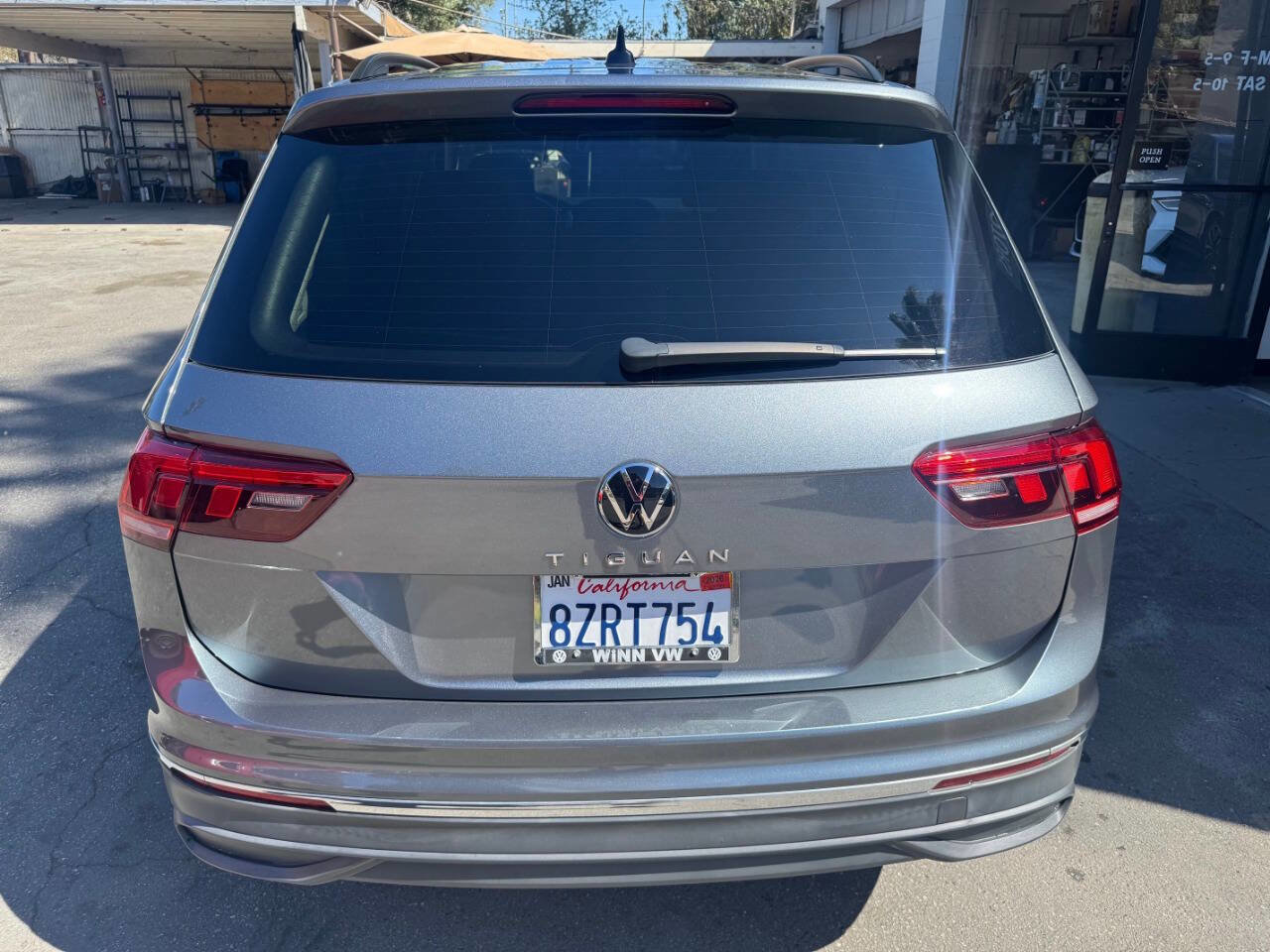 Used 2022 Volkswagen Tiguan S image 9