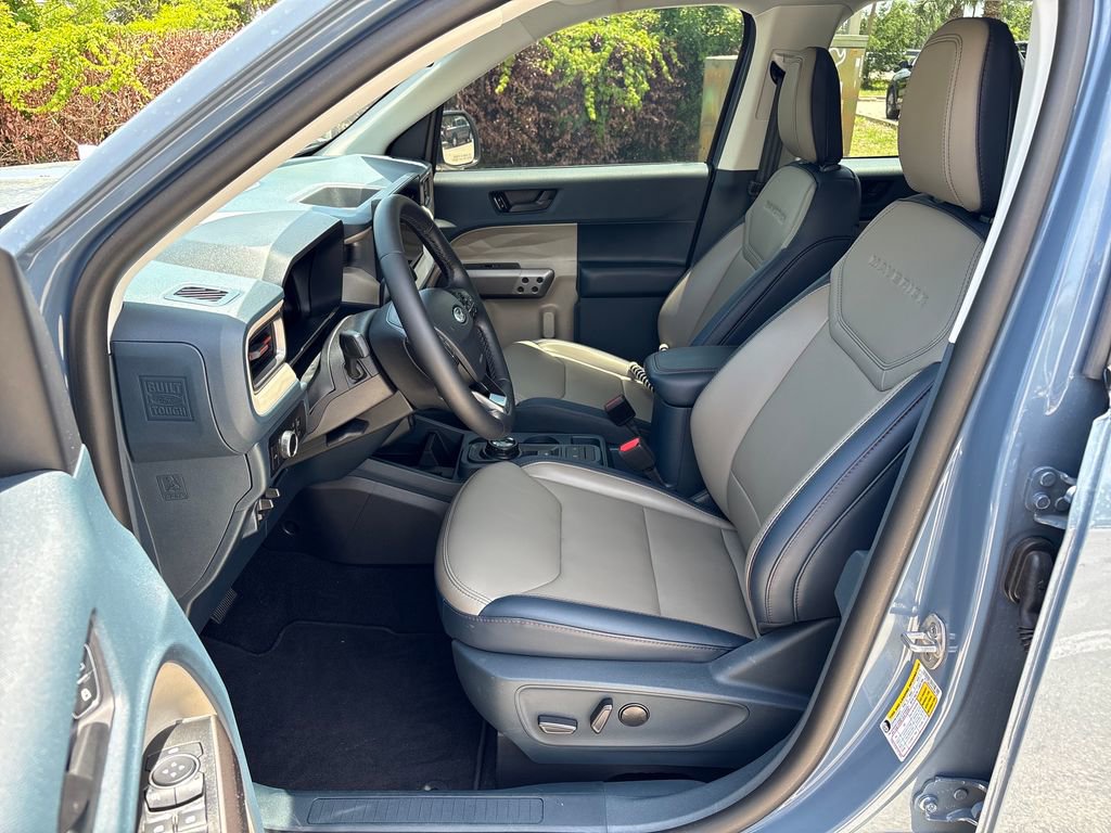 Certified 2025 Ford Maverick Lariat w/ 4K Tow Package AWD/4WD image 31