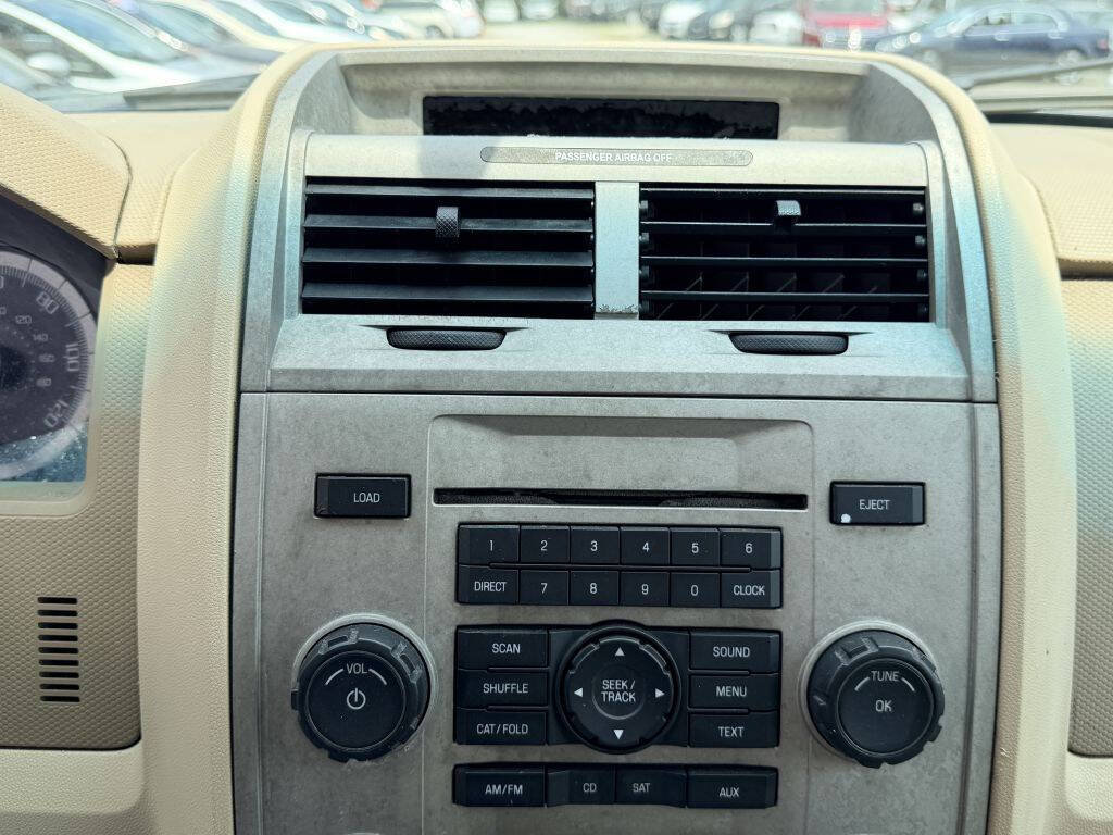 Used 2008 Ford Escape XLT FWD image 16