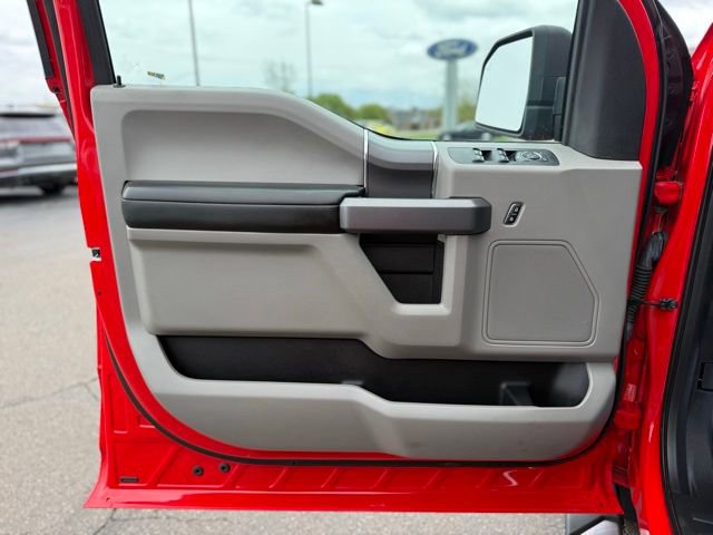 Used 2018 Ford F150 XLT w/ Equipment Group 302A Luxury AWD/4WD image 12