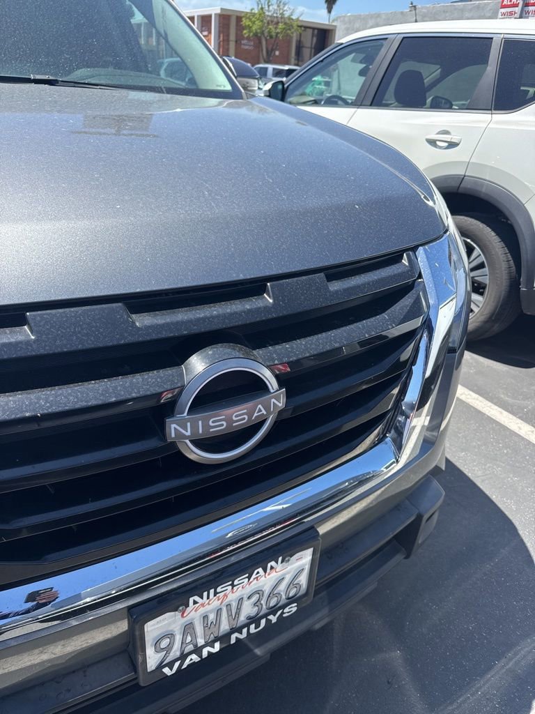 Certified 2022 Nissan Pathfinder SV FWD image 1