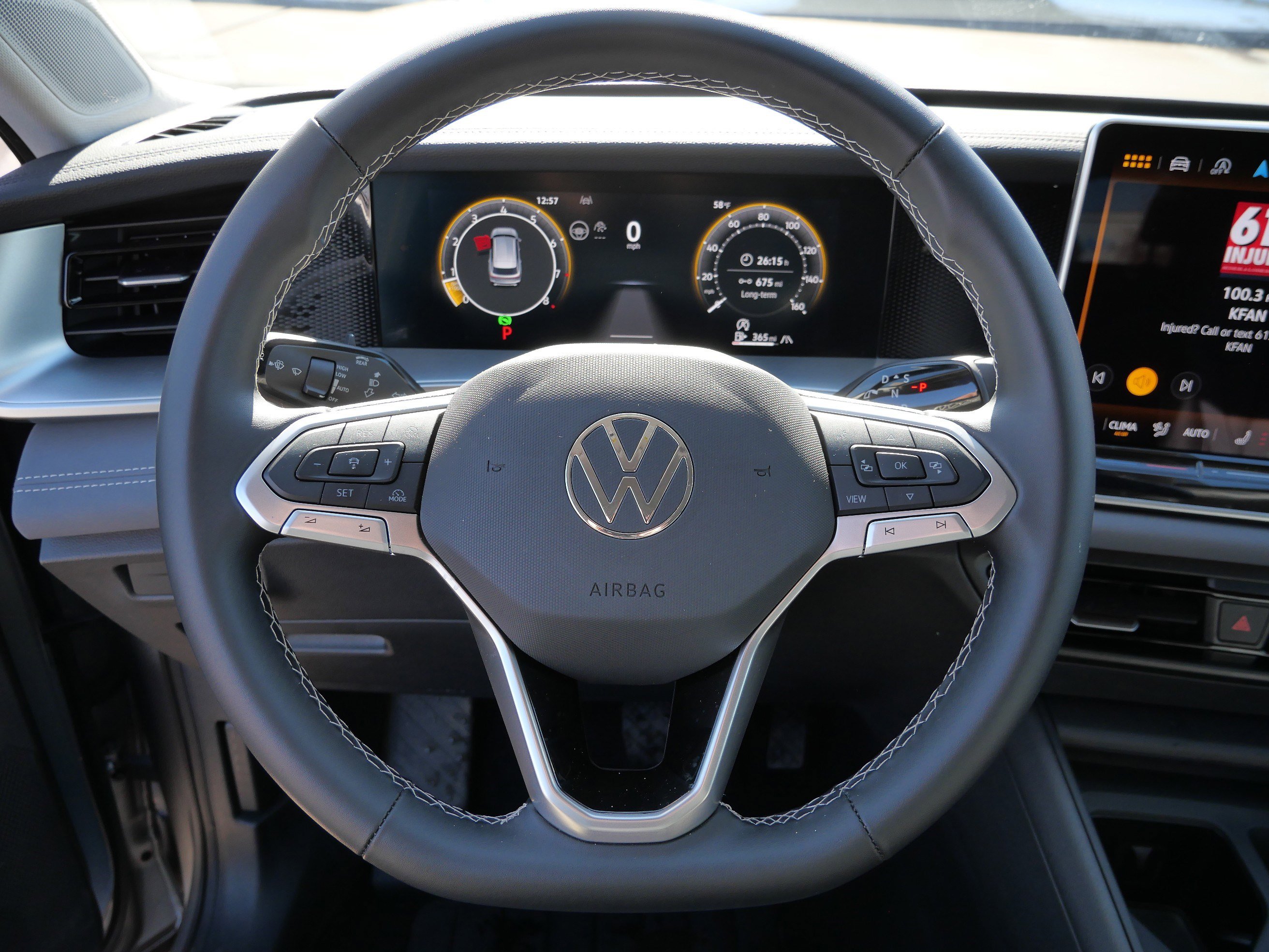 Certified 2025 Volkswagen Tiguan SE image 27