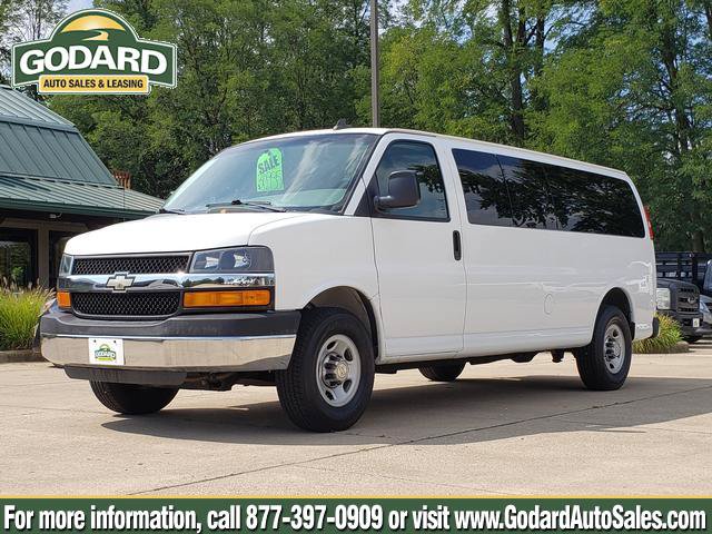 Used 2016 Chevrolet Express 3500 LT w/ LT Preferred Equipment Group RWD image 1