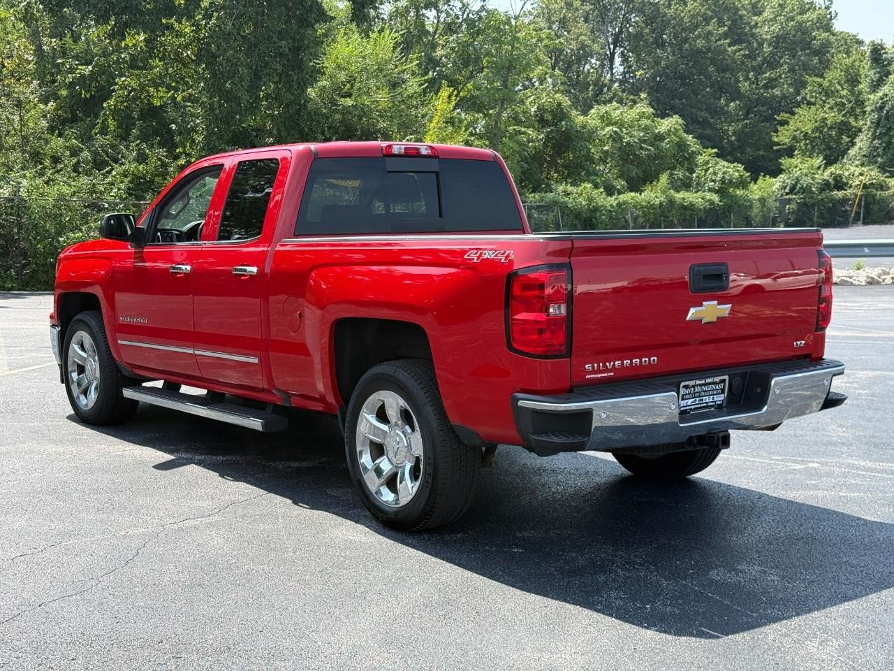 Used 2015 Chevrolet Silverado 1500 LTZ w/ LTZ Plus Package AWD/4WD image 7