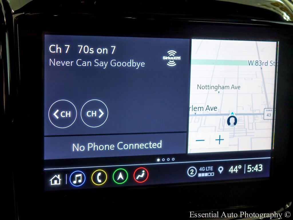 Used 2023 Chevrolet Traverse RS image 14