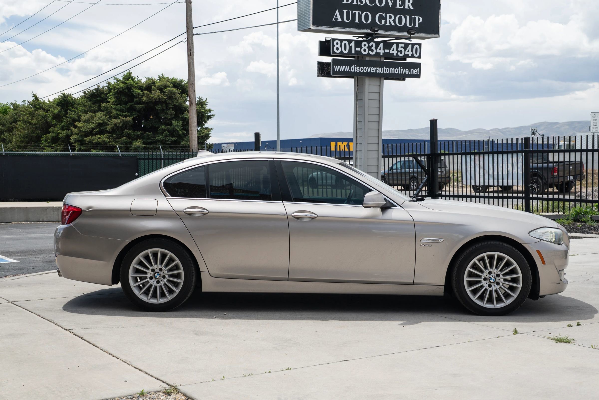 Used 2012 BMW 535i xDrive Sedan AWD/4WD image 8