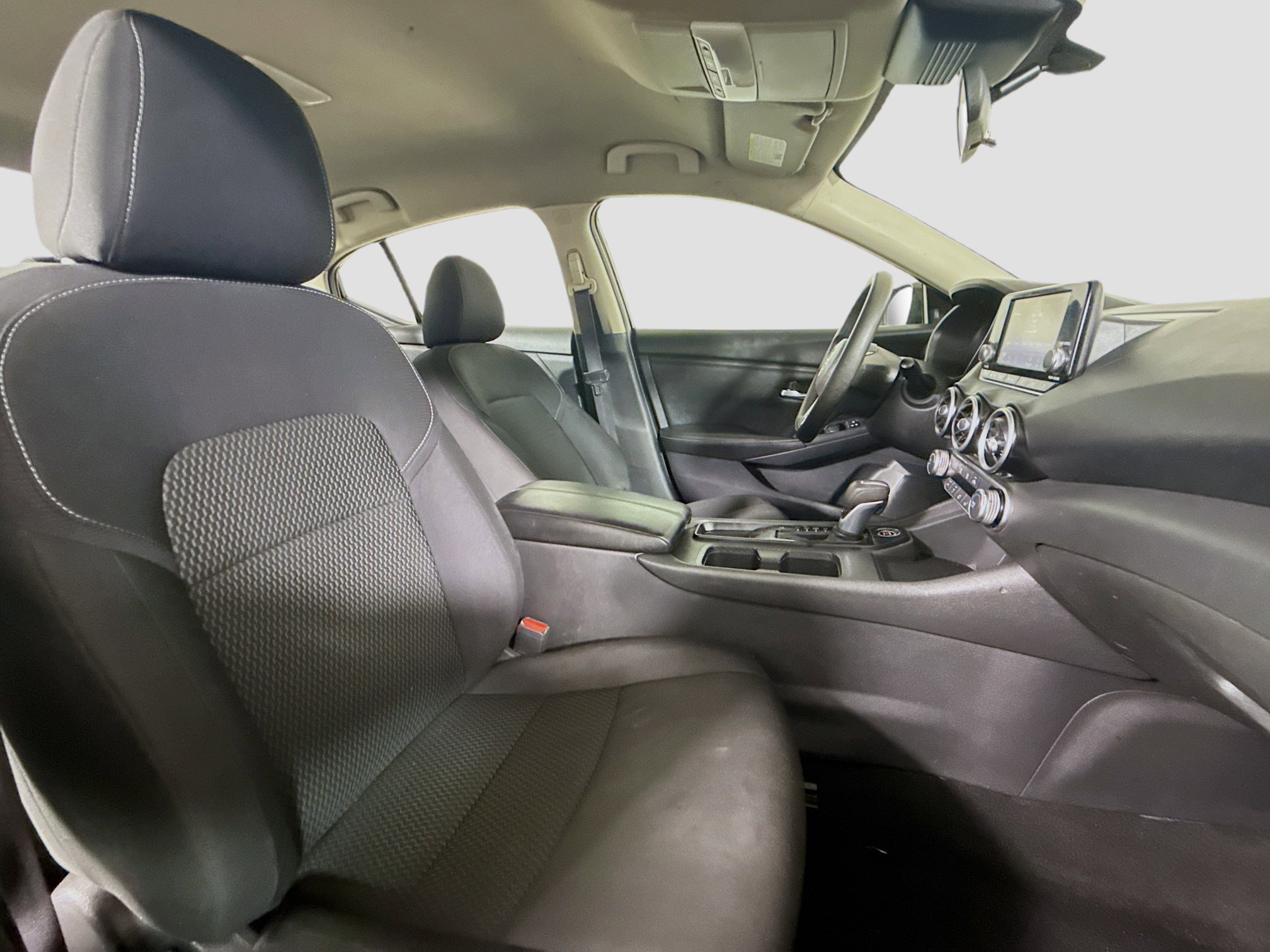 Used 2022 Nissan Sentra S image 29