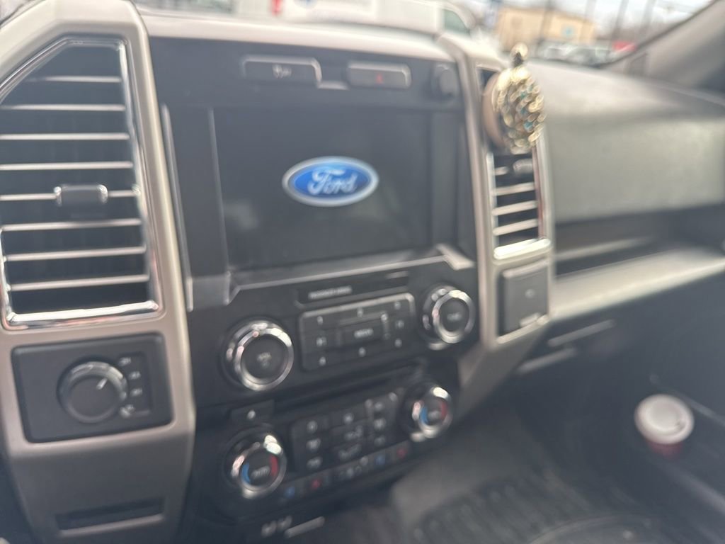 Used 2016 Ford F150 Lariat image 14