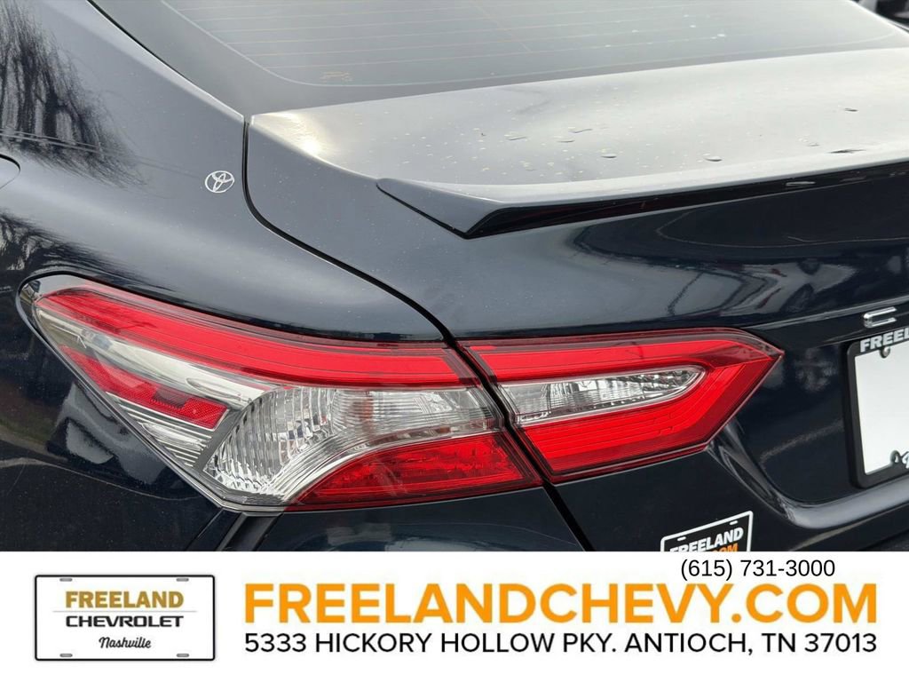 Used 2019 Toyota Camry SE image 12