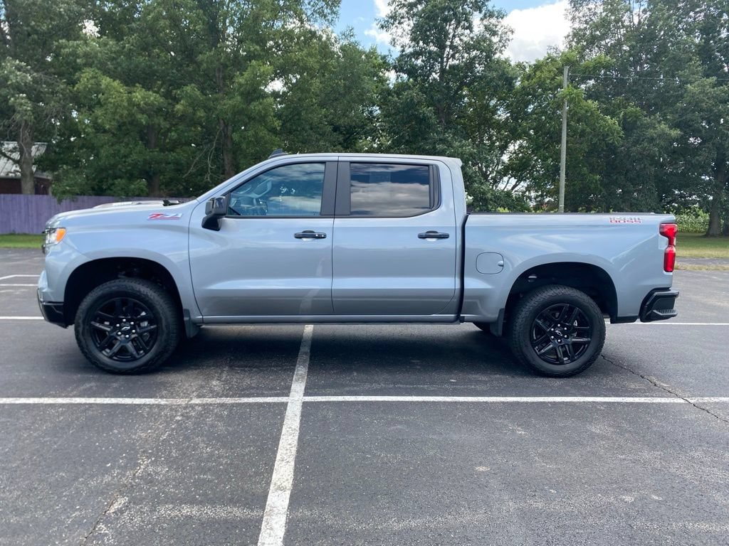 Used 2026 Chevrolet Silverado 1500 LT Trail Boss w/ Convenience Package II AWD/4WD image 4