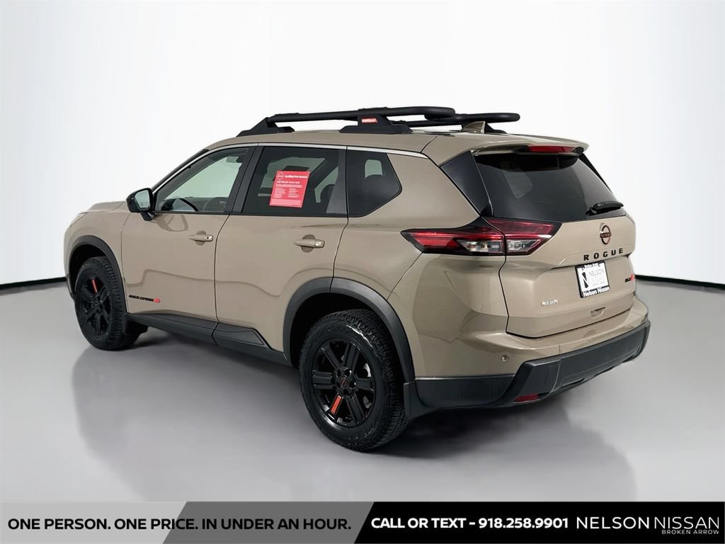 Certified 2025 Nissan Rogue SV AWD/4WD image 7