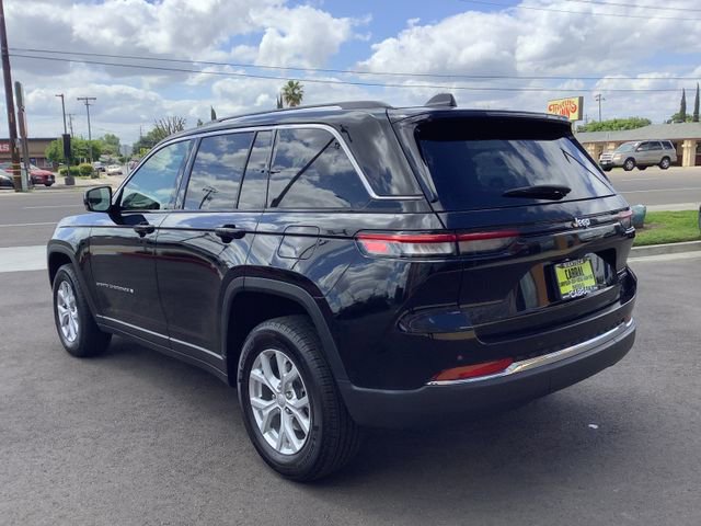 Used 2024 Jeep Grand Cherokee Limited RWD image 22
