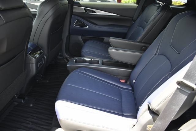 New 2027 INFINITI QX60 Sport w/ Dark Cargo Package AWD/4WD image 26