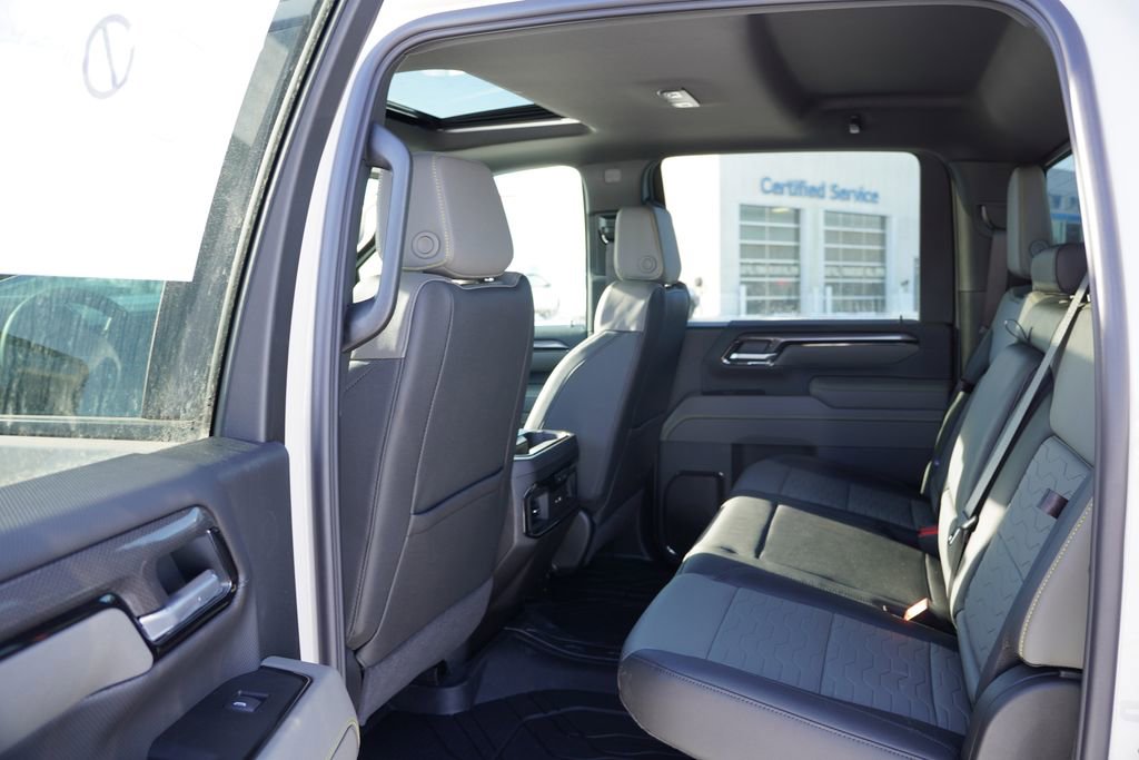 New 2026 Chevrolet Silverado 2500 ZR2 image 12