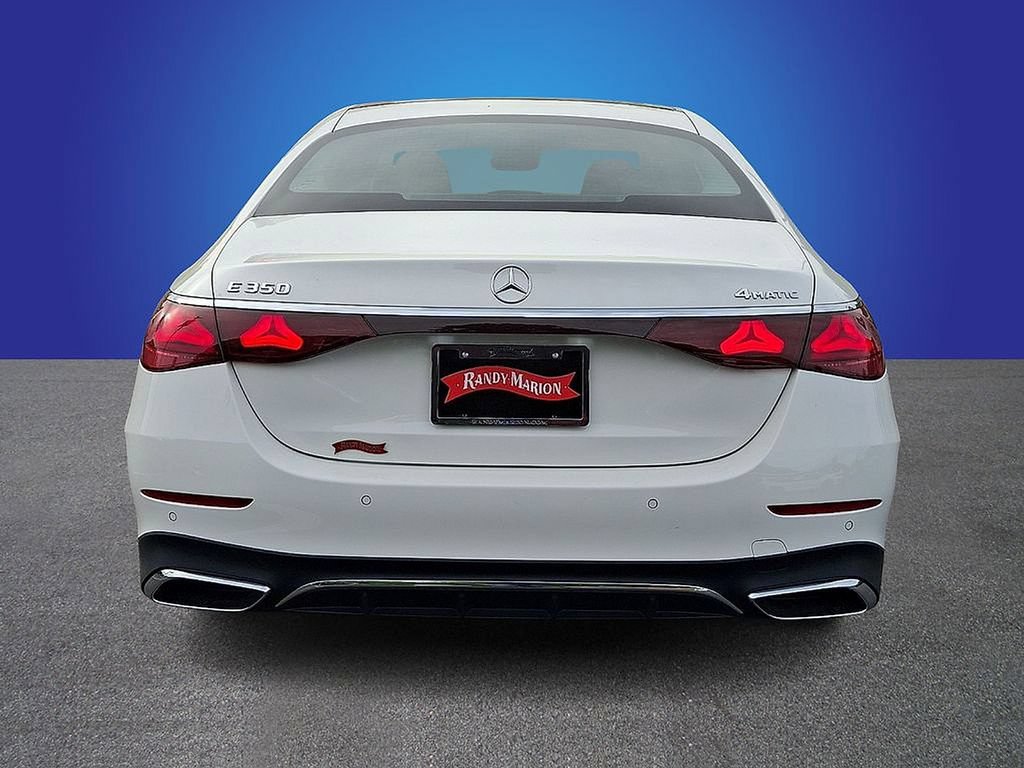 Used 2024 Mercedes-Benz E 350 4MATIC Sedan image 5