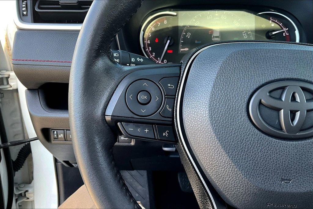 Used 2021 Toyota RAV4 TRD Off-Road image 11