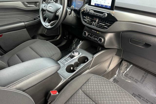 Certified 2025 Ford Escape Active image 14