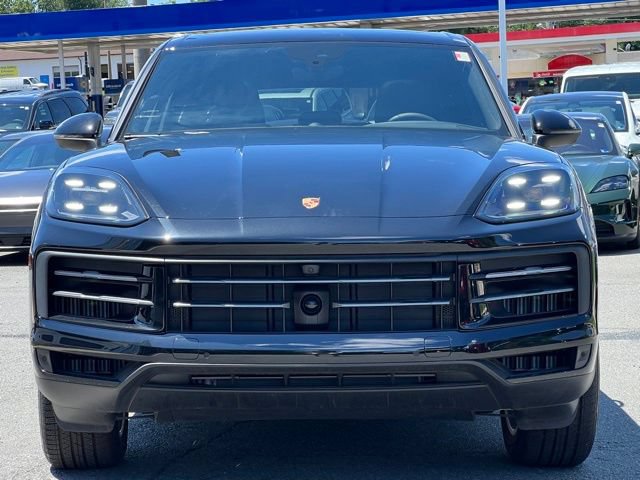 Used 2025 Porsche Cayenne E-Hybrid AWD/4WD image 11