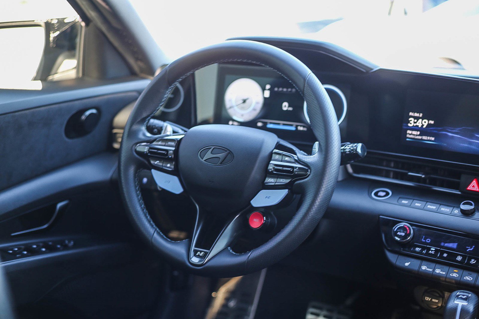 Used 2025 Hyundai Elantra N FWD image 15