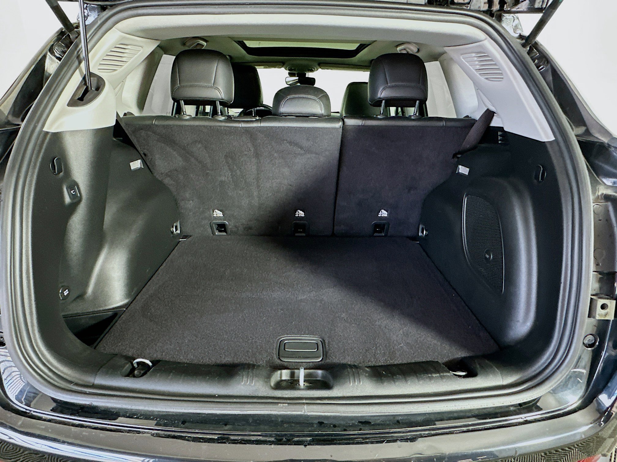 Used 2022 Jeep Compass Latitude w/ Sun and Sound Group image 29