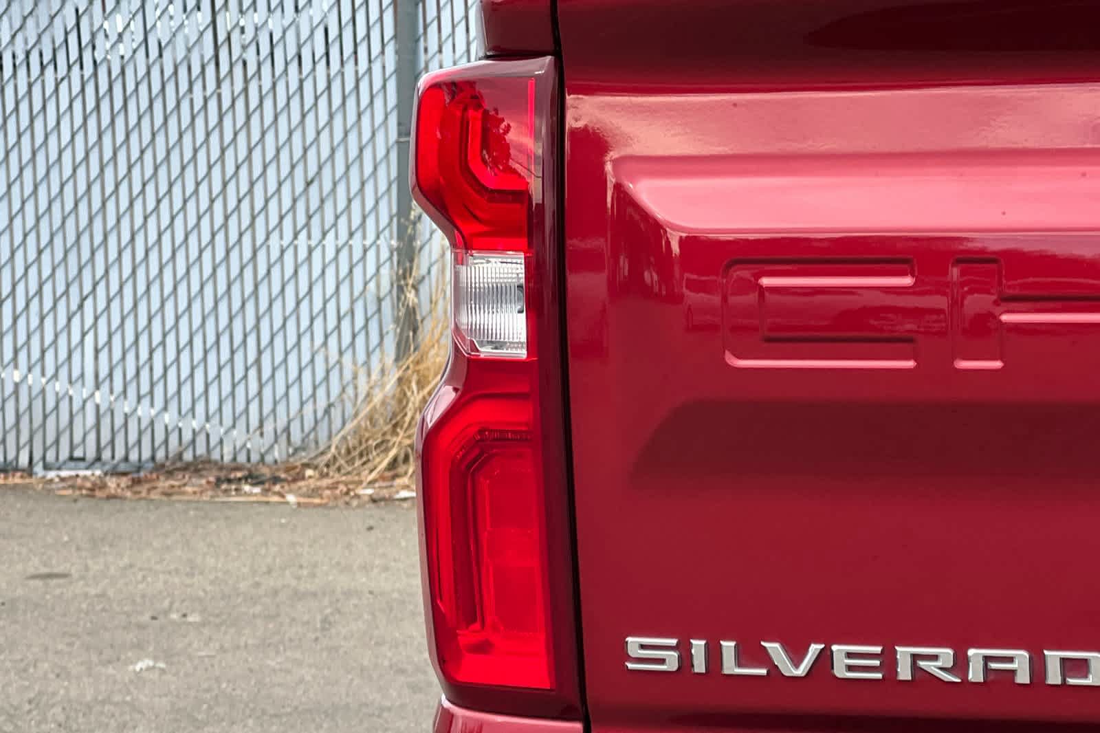 Used 2019 Chevrolet Silverado 1500 RST w/ All-Star Edition RWD image 23