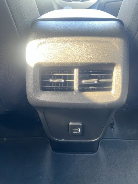 Used 2022 Chevrolet Equinox LS w/ LS Convenience Package image 21