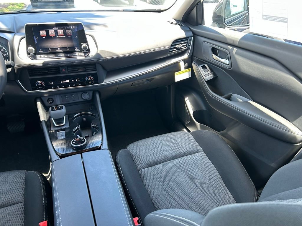 New 2026 Nissan Rogue SV AWD/4WD image 12