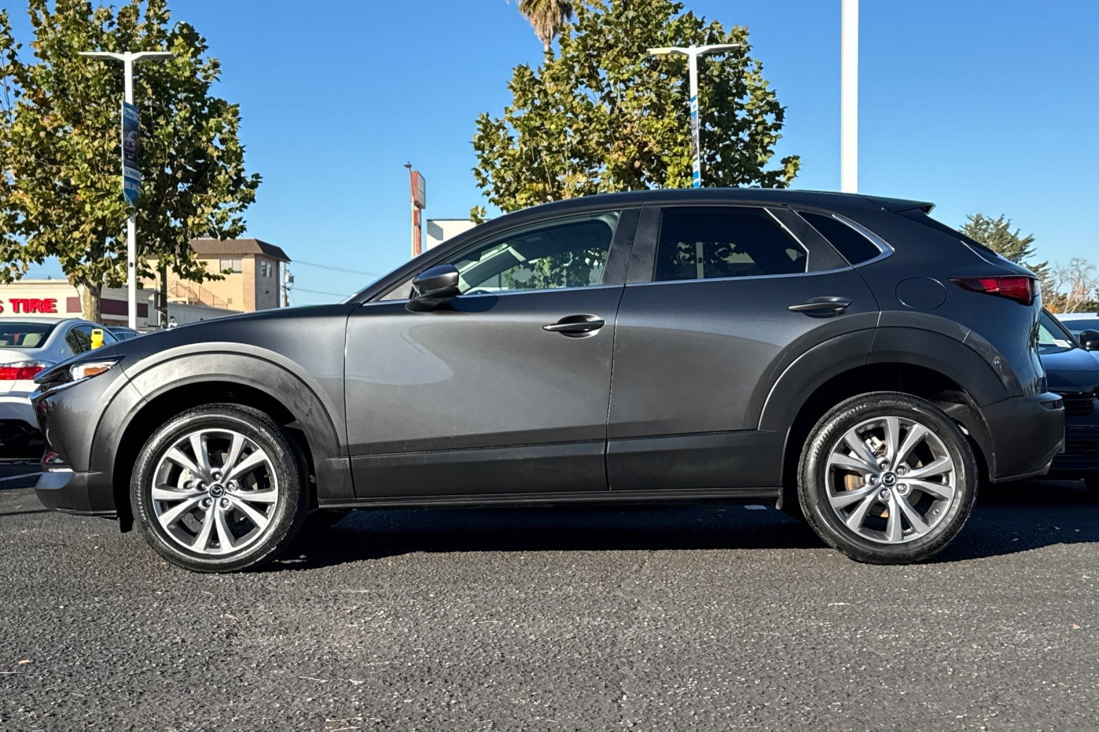 Used 2023 MAZDA CX-30 AWD 2.5 S w/ Select Package image 2