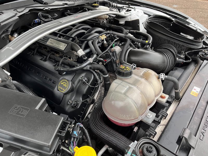 Used 2016 Ford Mustang Shelby GT350 w/ Technology Package image 31