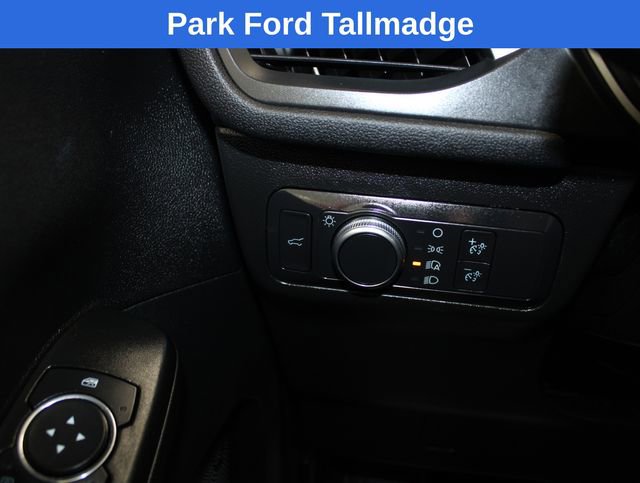 Used 2022 Ford Escape SE w/ Convenience Package image 17